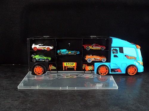 Hotwheels transporter car - hotwheels,