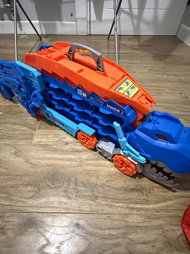 Hot wheels city - hot, hw68