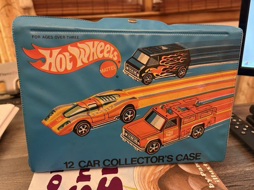 1975 vintage hot wheels car - 12,