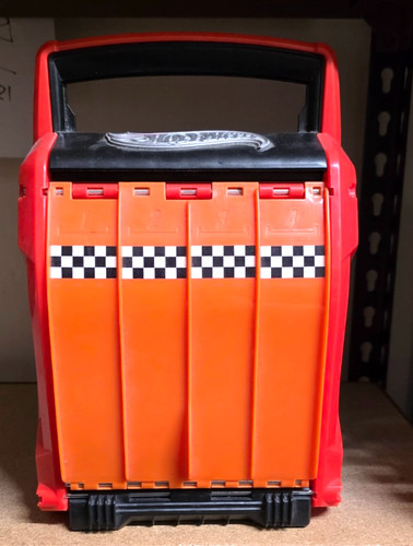 Hot wheels carry case car - case,