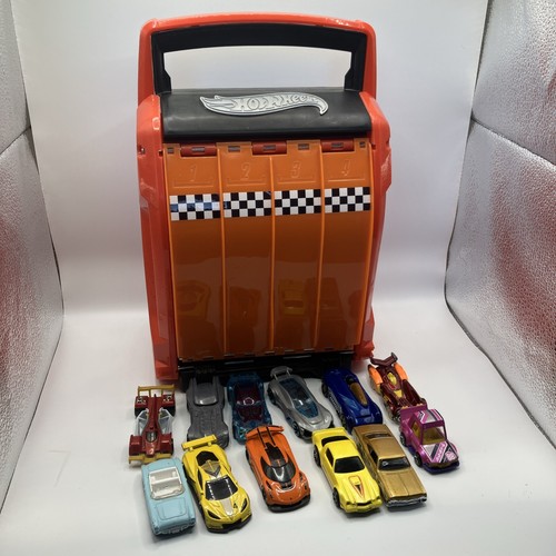Hot wheels carry case - case, car