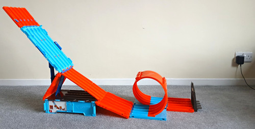 Hot wheels track builder - wheels,
