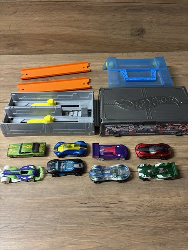 Hot wheels race case track - hot,
