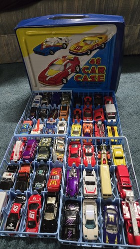 Vintage car carry case - car,